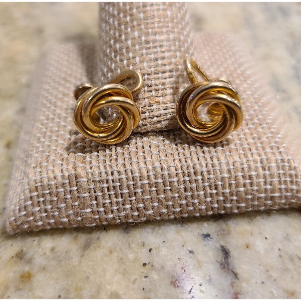 Vintage Gold Live Knot Swirl Screw Back Earrings marked V20 12KG ERECORE